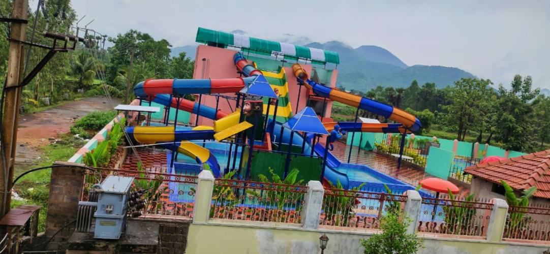 Siriki Resorts Srungavarapukota エクステリア 写真