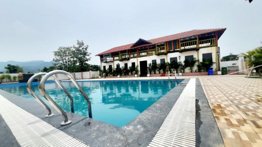Siriki Resorts Srungavarapukota エクステリア 写真